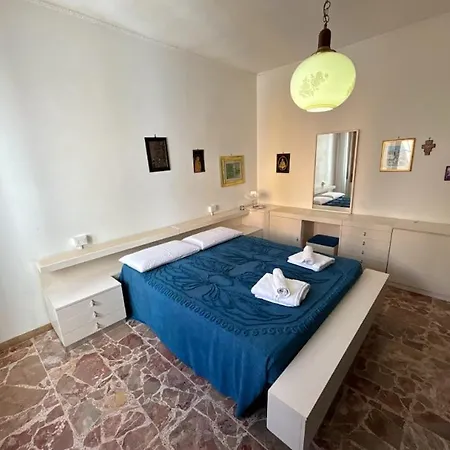 Pm 7 Via Bendetto Croce * Alghero